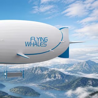 Flying Whales va lancer la production d'un dirigeable dédié au transport de charges lourdes. © AP avec IA ChatGPT